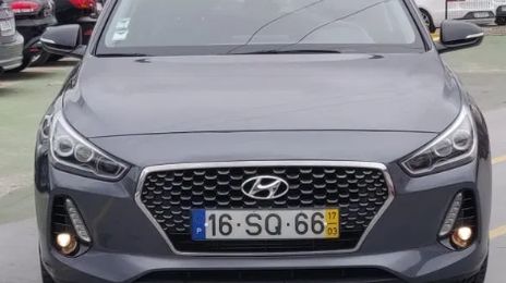Hyundai i30 • 2017 • 79,000 km