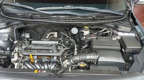Kia Rio sedan • 2019 • 100,000 km