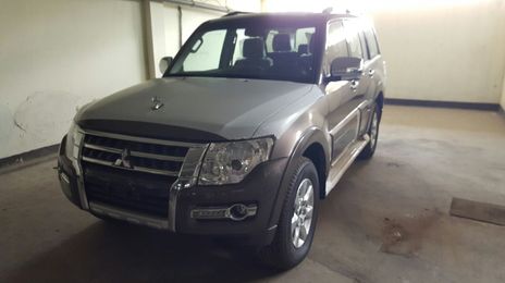 Mitsubishi Pajero Sport • 2017 • 50,000 km
