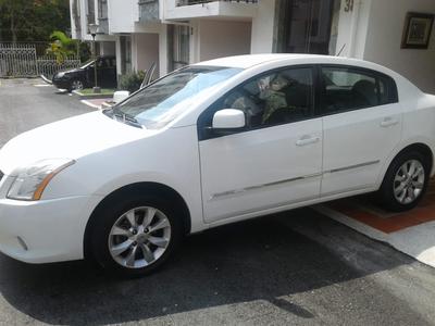 Nissan Sentra 2.0 • 2012 • 67,000 km