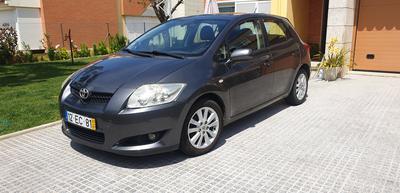 Toyota Auris • 2007 • 260,000 km