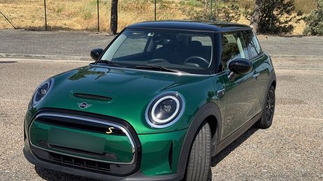 MINI Cooper • 2024 • 24,500 km