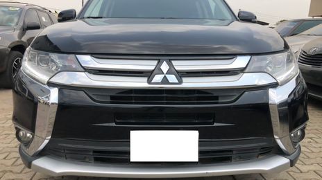 Mitsubishi Outlander • 2018 • 50,000 km
