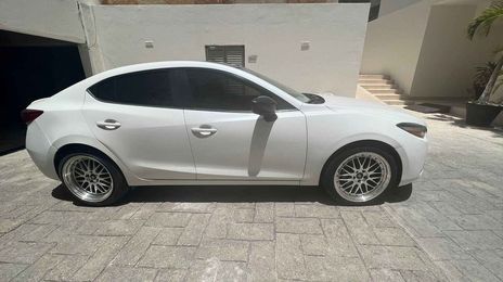Mazda 3 • 2018 • 49,000 mi