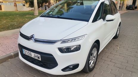 Citroën C4 • 2016 • 13,600 km