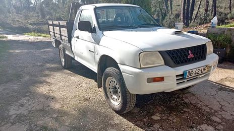 Mitsubishi L200 • 2002 • 247,000 km