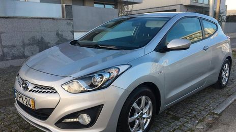 Hyundai i30 • 2015 • 30,000 km