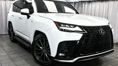 Lexus LX • 2025 • 10,239 km
