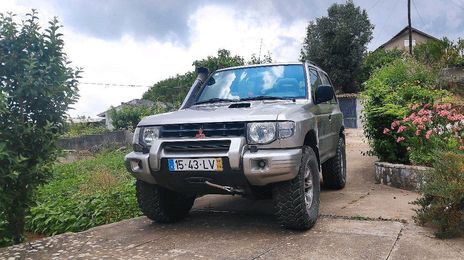 Mitsubishi Pajero • 1998 • 200,000 km