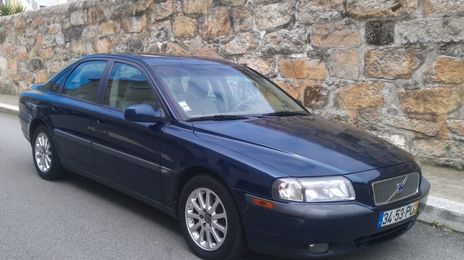 Volvo S80 • 2000 • 216,000 km
