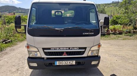 Mitsubishi Fuso canter • 2015 • 181,000 km