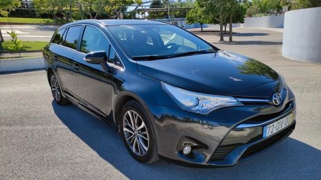 Toyota Avensis • 2016 • 190,000 km