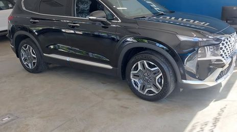 Hyundai Santa Fe • 2024 • 30,000 km