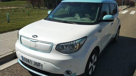 Kia Soul EV • 2015 • 76,500 km
