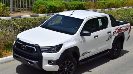 Toyota Hilux • 2023 • 32,000 km