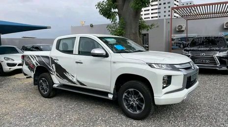 Mitsubishi L200 • 2022 • 0 km