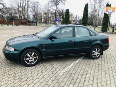 Audi A4 • 1995 • 312,899 km