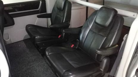 Chrysler Grand Voyager • 2010 • 265,000 km