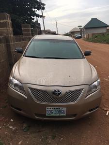 Toyota Camry • 2007 • 120,000 km