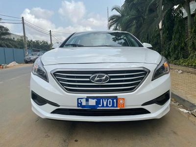 Hyundai Sonata • 2016 • 97,000 km