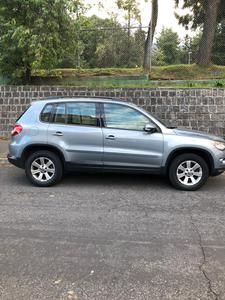 Volkswagen Tiguan • 2009 • 168,000 km