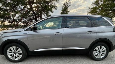 Peugeot 5008 • 2019 • 54,974 km