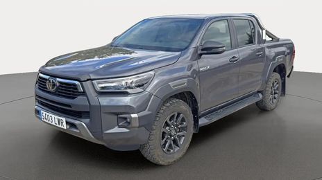 Toyota Hilux • 2022 • 100,800 km