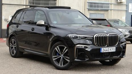 BMW X7 • 2019 • 149,000 km