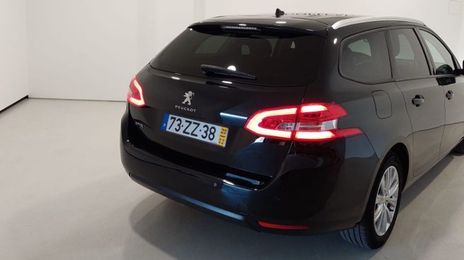 Peugeot 308 SW • 2020 • 25,008 km