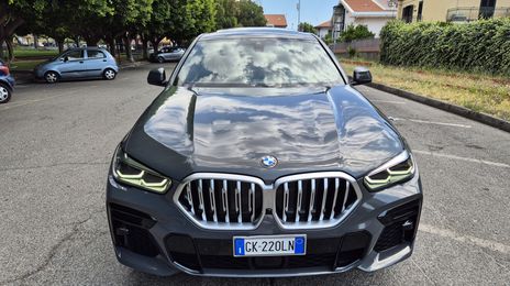 BMW X6 • 2022 • 36,250 km