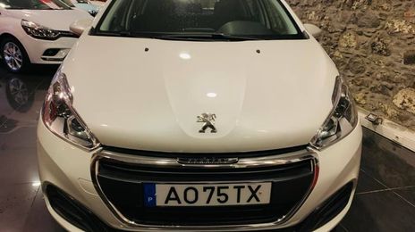 Peugeot 2008 • 2018 • 90,000 km