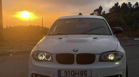 BMW 328i • 2020 • 120,000 km