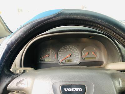 Volvo S40 • 2001 • 2,681,154 km