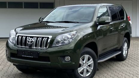 Toyota Land Cruiser • 2011 • 186,175 km