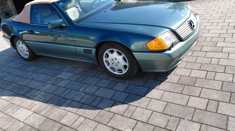 Mercedes-Benz SL • 1993 • 120,000 km