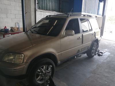 Honda CR-V • 2000 • 307 km