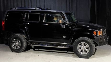 Hummer H3 • 2006 • 145,112 km