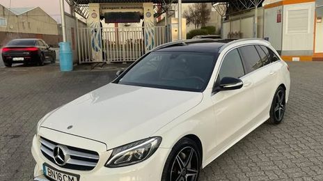 Mercedes-Benz C • 2015 • 120,000 km