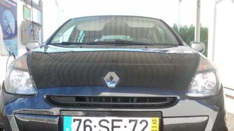 Renault Clio • 2012 • 105,000 km
