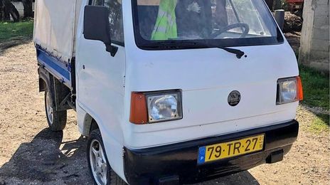 Daihatsu Delta • 2001 • 97,000 km