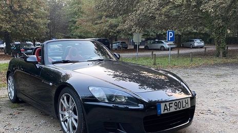 Honda S2000 • 2000 • 169,999 km