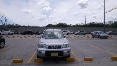 Nissan X-Trail • 2011 • 195,000 km
