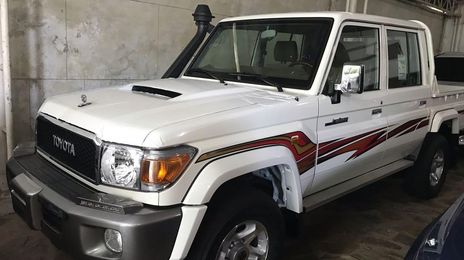 Toyota Land Cruiser • 2018 • 2 km