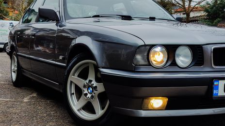 BMW 5 Series • 1992 • 289,687 km