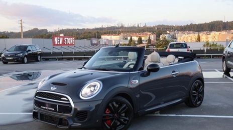 MINI Cooper Cabrio • 2016 • 81,000 km