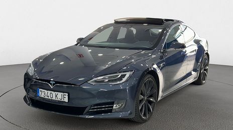 Tesla Model S • 2018 • 70,200 km