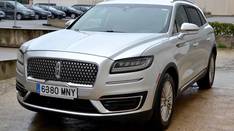 Lincoln Nautilus • 2018 • 135,000 km