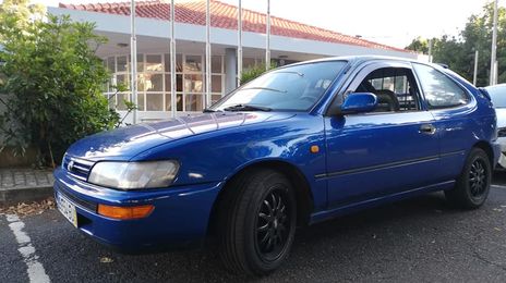Toyota Corolla • 2002 • 120,000 km