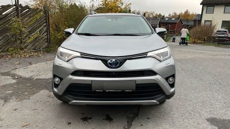 Toyota RAV4 • 2017 • 73,500 km