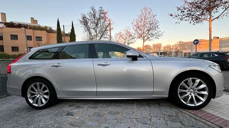 Volvo V90 • 2019 • 79,000 km